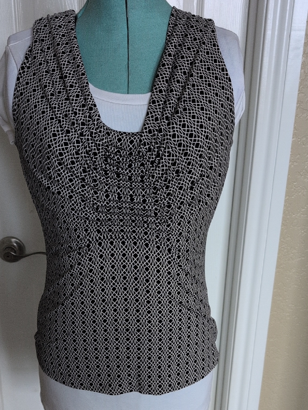 BOGO Banana Republic Black and White Geometric V Neck Tank